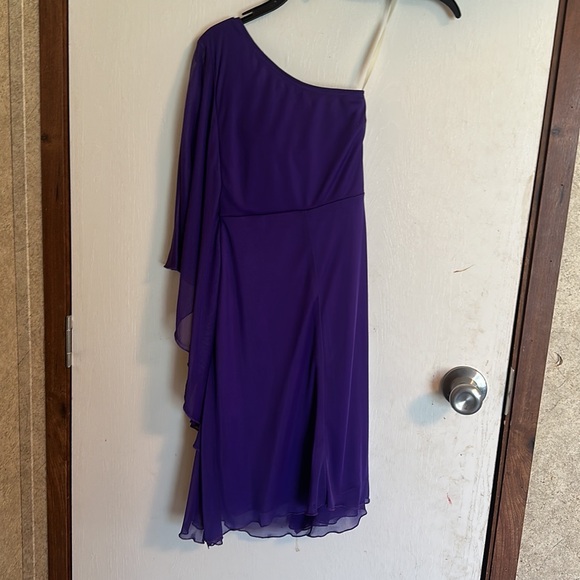 Roxette, Size Youth Medium, Purple One Shoulder Girls Dress - Picture 2 of 3
